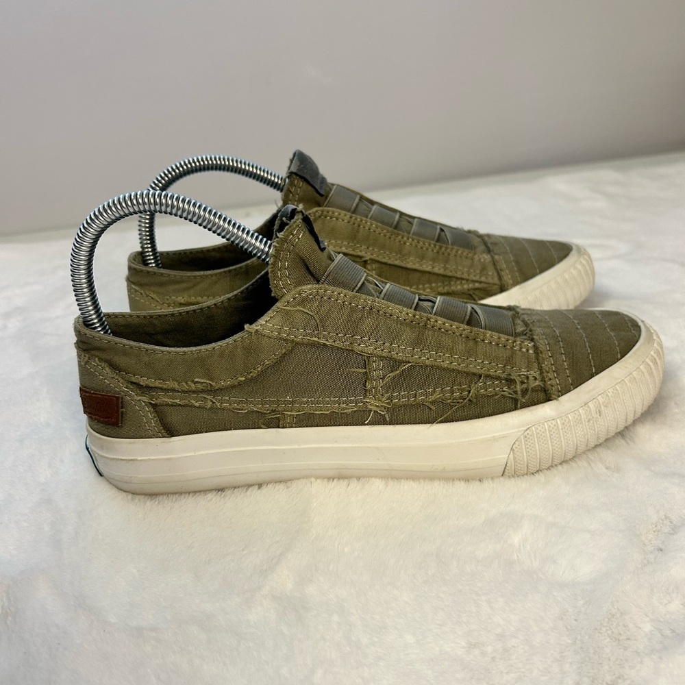 Blowfish Malibu Slip On sneakers Women’s 8 olive canvas casual shoe - Picture 6 of 12